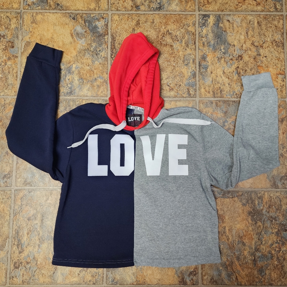 Girls Hoodie The CollectionLove Pull Over Hoodie Red Gray Blue & White Sz 1X C50